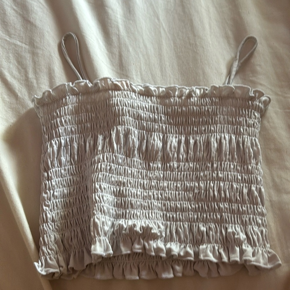 Children’s large white ruffle tank. Fits adult XS/S , from forever 21.
